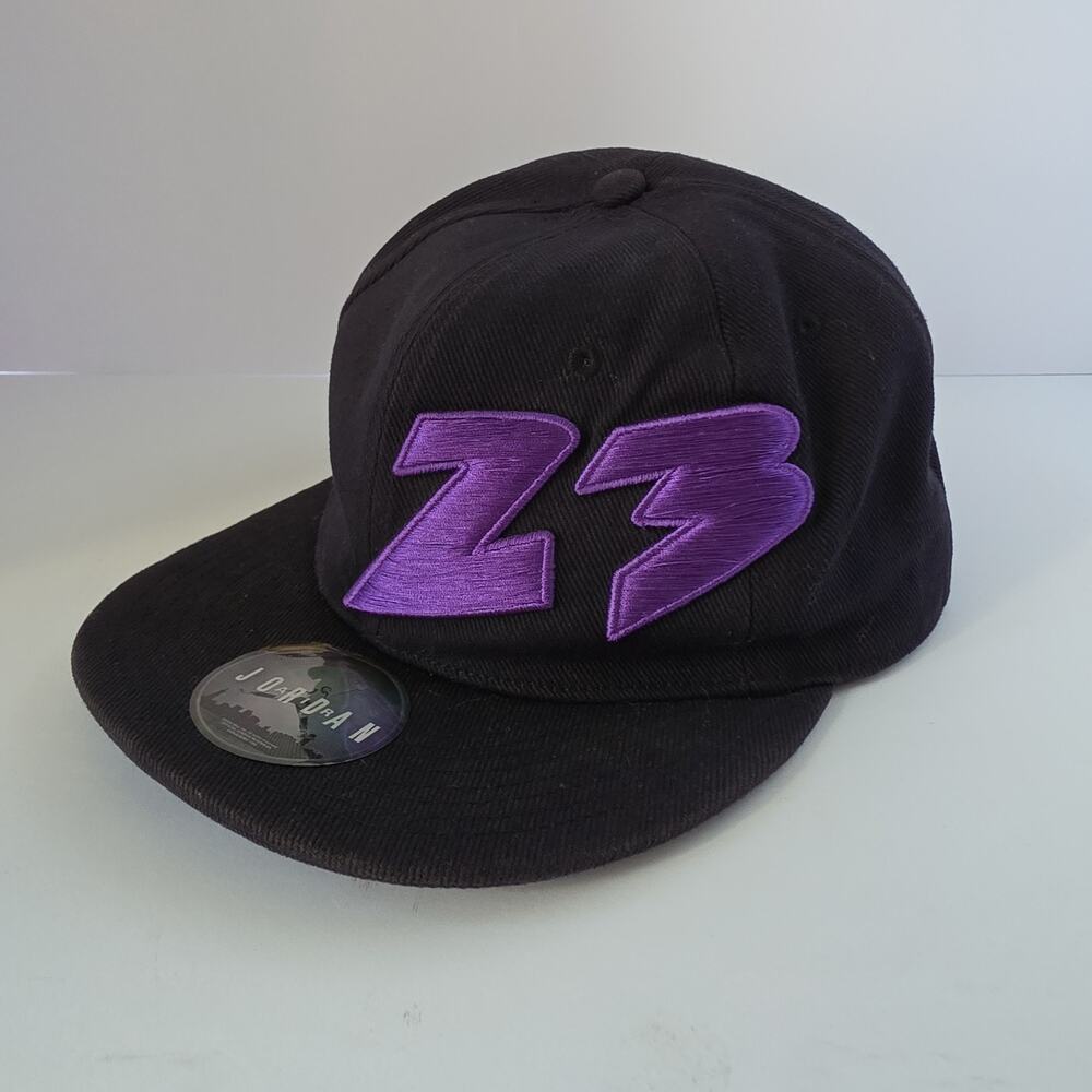 2004 Nike Air Jordan 23 Fitted Hat, Y2K, Black & Purple Cap Size 7 1/8